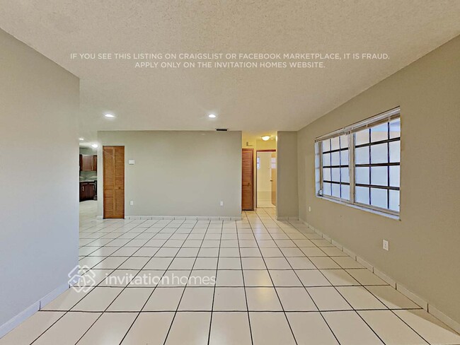Building Photo - 5920 SW 148th Ave