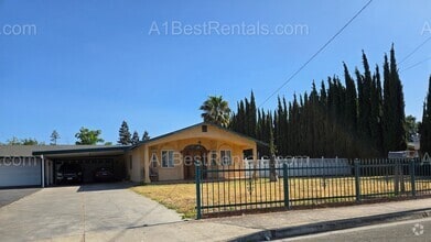 Building Photo - 3832 Sierra St
