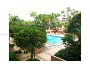Building Photo - 251 Crandon Blvd