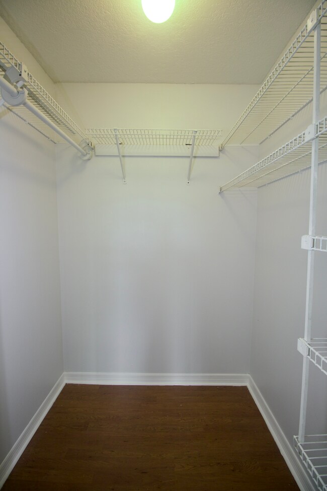 Foto del edificio - 18308 NW 68th Ave