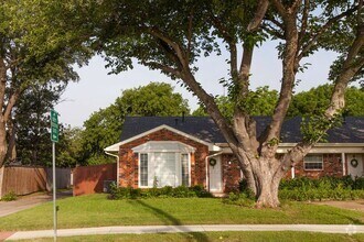 Building Photo - 1105 Mill Valley Dr