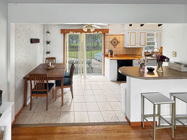 Foto del edificio - 1731 Ridgewood Ave SE