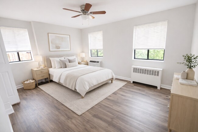 Foto del edificio - 2026 Move-In Special – $500 LEASE SIGNING BONUS!! Top-Floor 2-Bedroom Condo in Southwest DC – Rem...