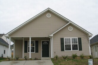 Building Photo - 1131 Hannah Rae Ct