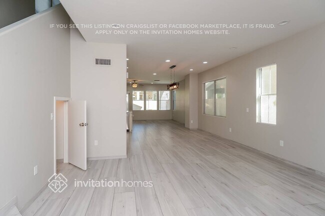 Foto del edificio - 1391 S Hawk Ln