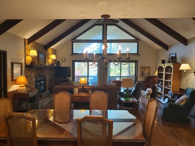 Photo - 529 Bald Mountain Rd House