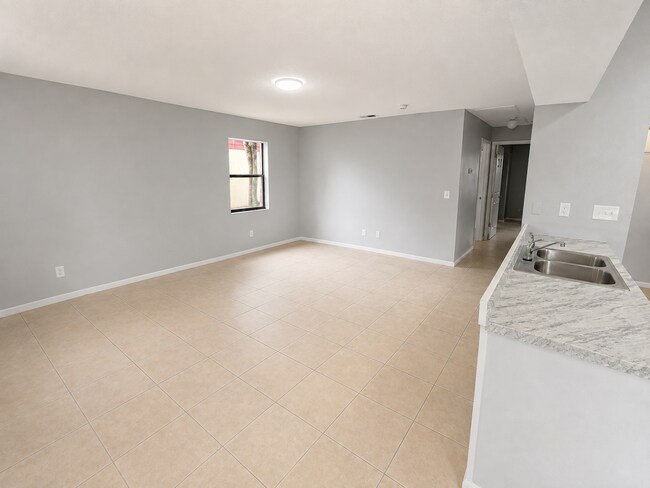 Foto del edificio - 38214 7th Ave