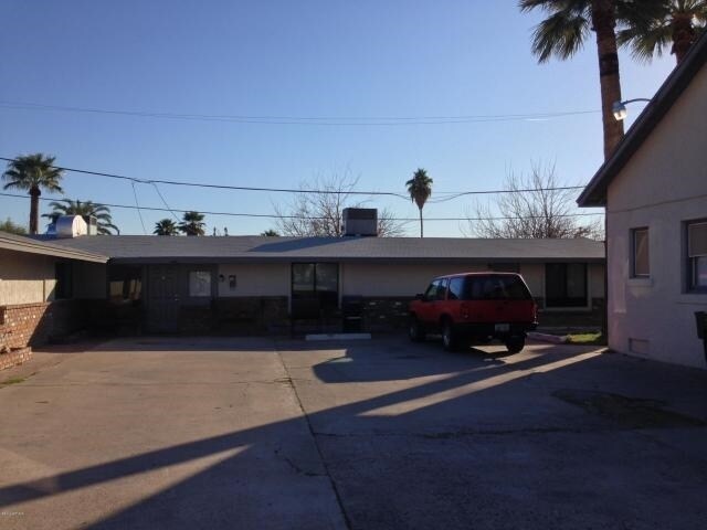 Building Photo - 521 W Highland Ave