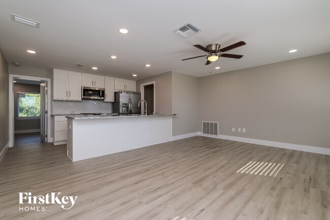 Foto del edificio - 9479 Purdy St