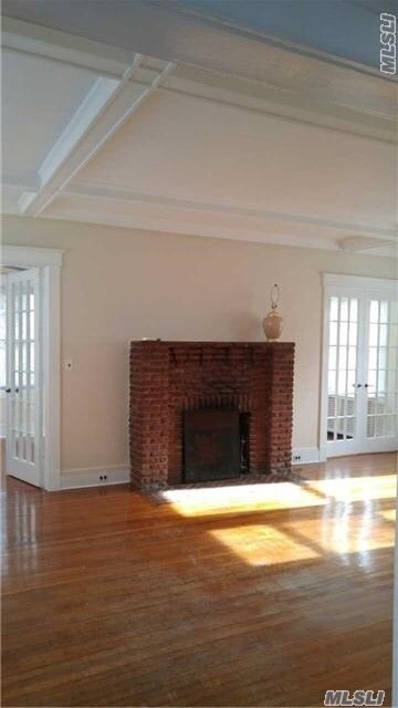 Foto del edificio - 124 Jerusalem Ave