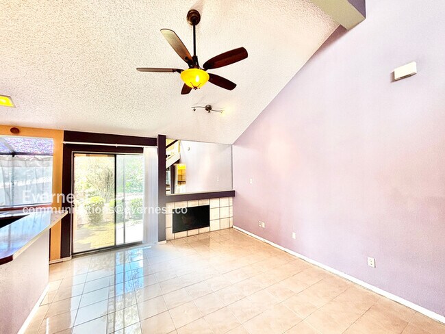 Foto del edificio - 503 Ranch Trail