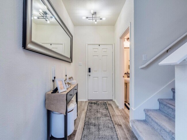 Foto del edificio - 624 Pepperbark Loop