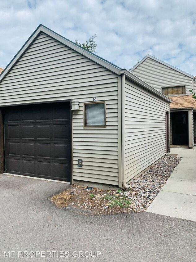 Primary Photo - 2 br, 1.5 bath House - 2340 55th St. #16