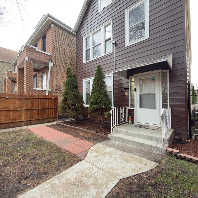 Foto del edificio - 4232 S California Ave