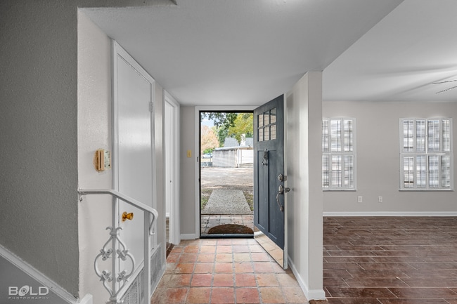 Building Photo - 3730 Fairfield Ave