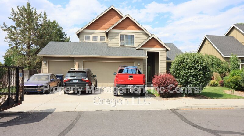 Primary Photo - 2143 NW Sterling Ave