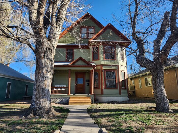 XL 1 bed 1 bath apartment downtown - XL 1 bed 1 bath apartment downtown