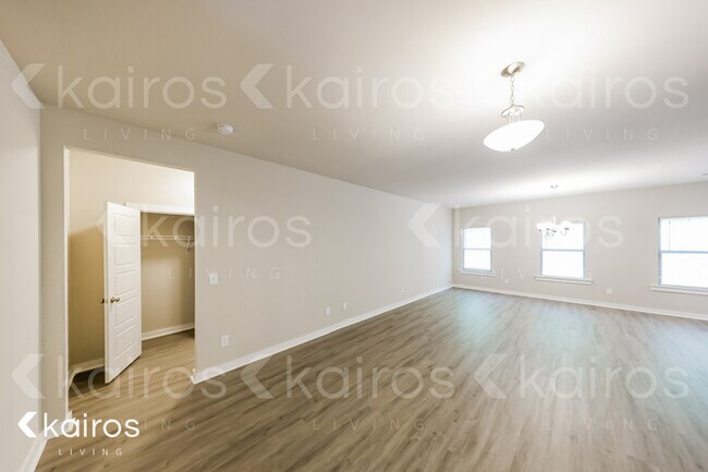 Foto del edificio - 11671 Woodland Lake Rd.