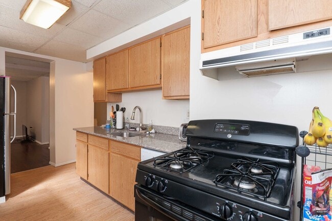 Photo - 119 S 16th St Apartment