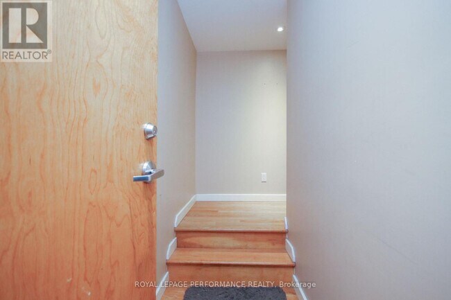 Photo du bâtiment - 736 Cooper St