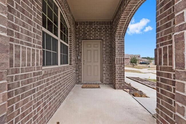 Building Photo - 18101 Woodpecker Trl