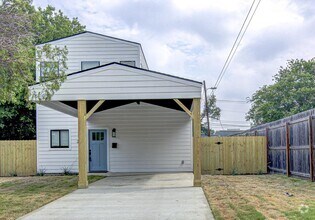 Building Photo - 2530 Steck Ave