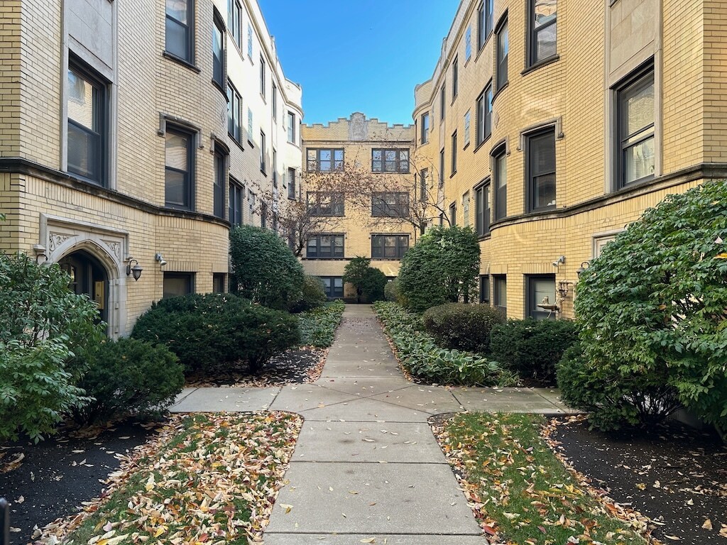 Foto principal - 4609 N Paulina St