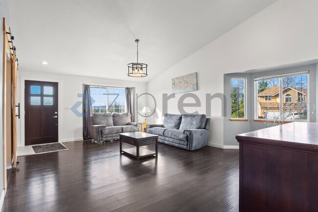 Foto del edificio - 8115 77th Ave NE