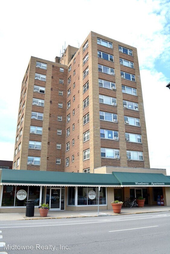 Foto principal - 530 W Berry St