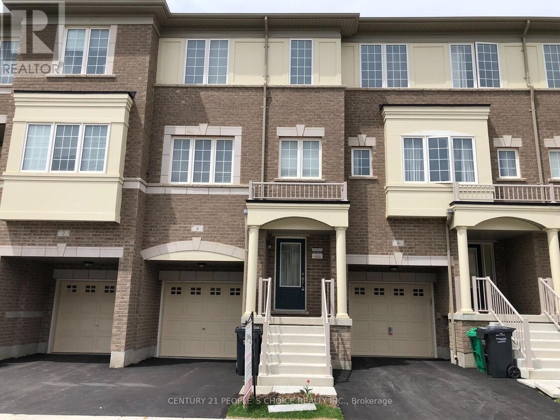 Photo principale - 4 Cedarland Rd