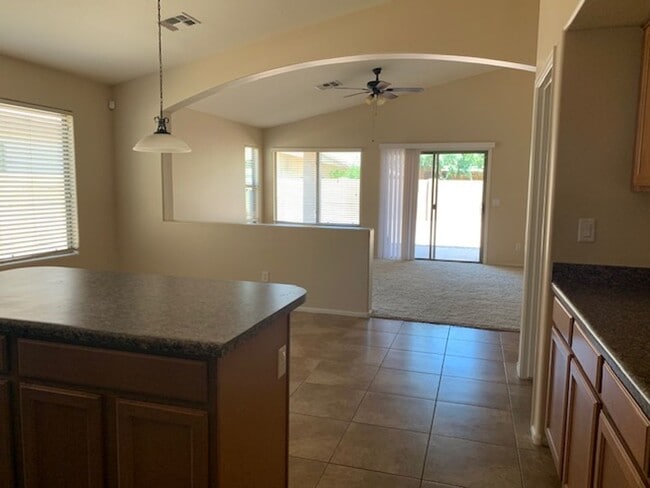 Building Photo - 4 bedroom in Alterra in Maricopa
