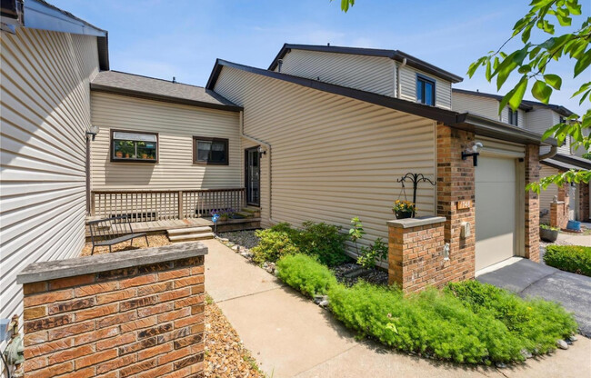 Foto del edificio - 1748 Pineberry Ct