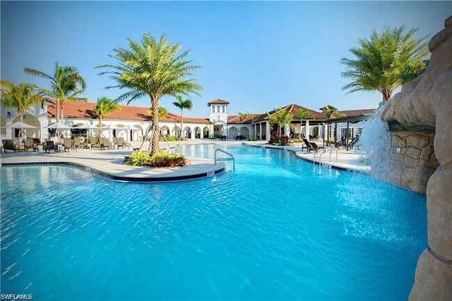 Foto del edificio - 11765 Grand Belvedere Way