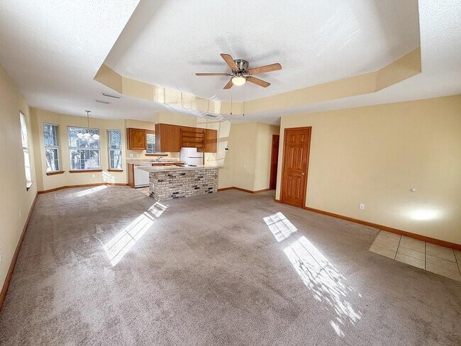 Foto del edificio - 2544 Oakmont Ct