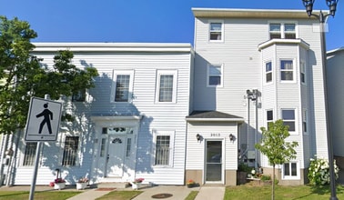 Building Photo - 2013 North Park St
