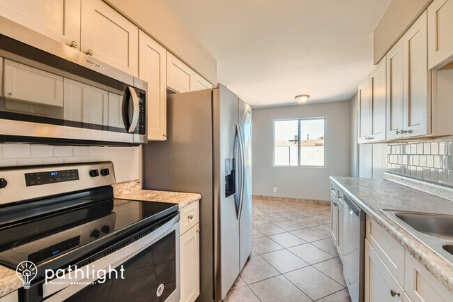 Building Photo - 1926 W 2nd St, Mesa, AZ, 85201