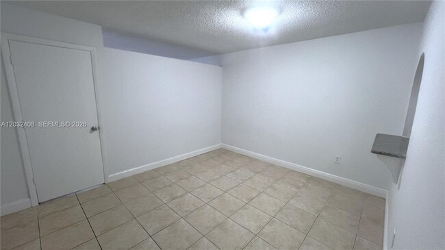 Building Photo - 505 NW 177th St