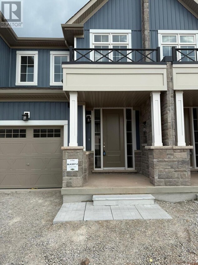 Primary Photo - 157 McGill Ave