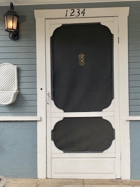 Front Door w screen - 1234 22nd St