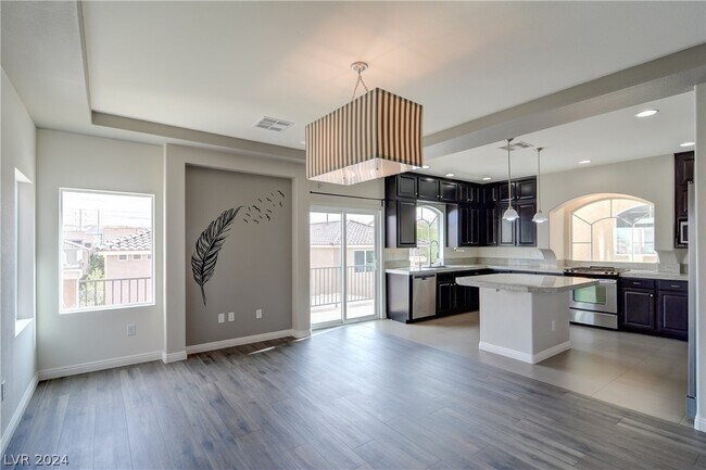 Building Photo - 5329 Tulip Hill Ave