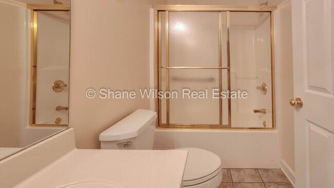 Foto del edificio - 321 N Boundary St