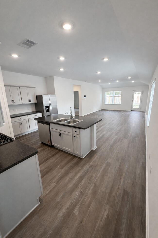 Building Photo - 6059 Canyon Dawn Dr