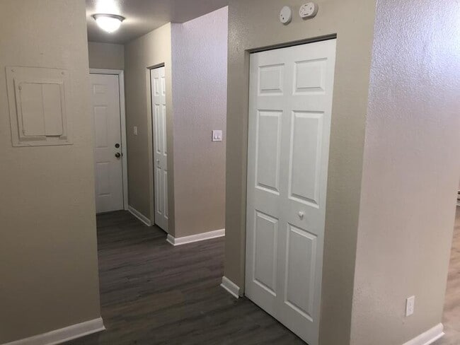 Foto del edificio - 628 E Clarion Dr