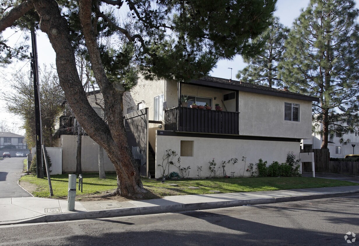 Primary Photo - 333 Avocado St