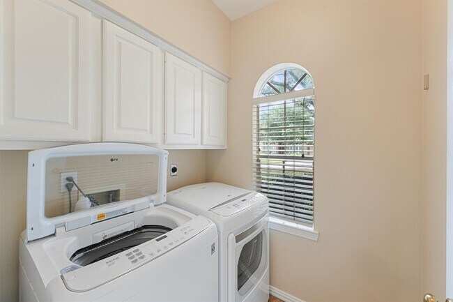 Foto del edificio - 22910 Fairleaf Cir