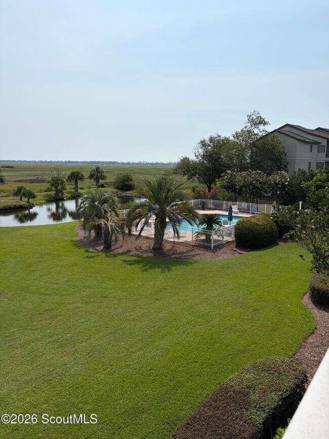 Building Photo - 206 N Windward Dr