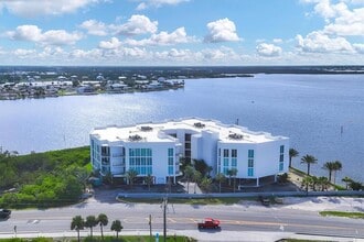 Building Photo - 1375 Beach Rd