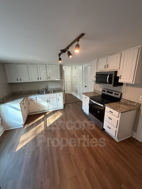 Foto del edificio - 2003 Burnett Ave