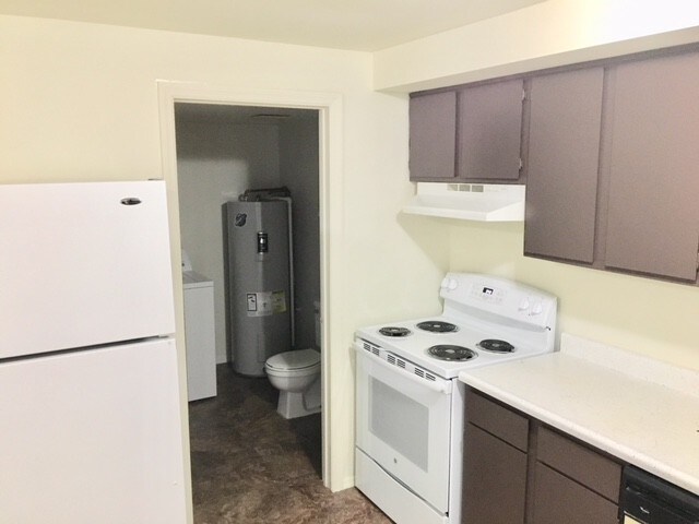 Foto del edificio - 8313 Mt Carmel St