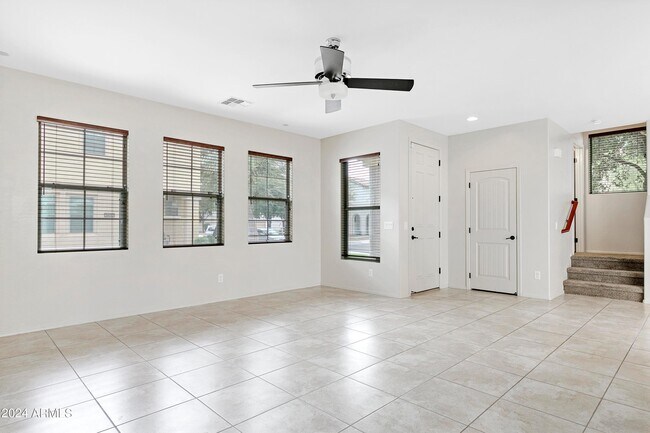 Building Photo - 3491 S Bluejay Dr